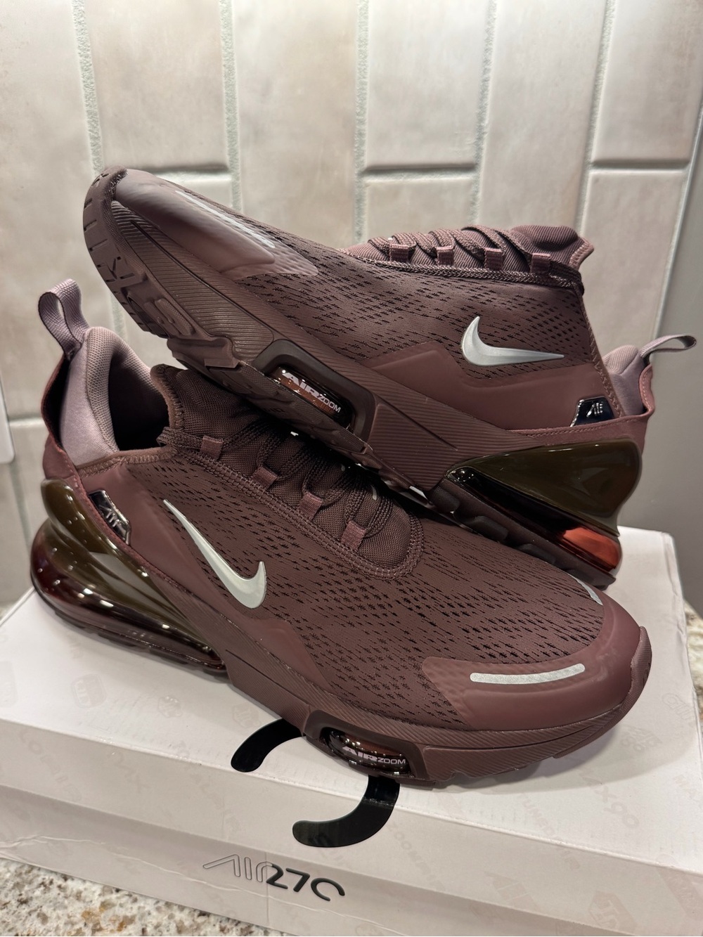 Men’s Nike Air Max 270 Premium